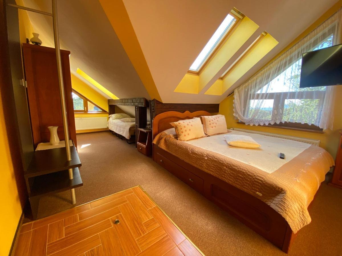Pensiunea Crocus - Sauna & Billiard Poiana Brasov Esterno foto