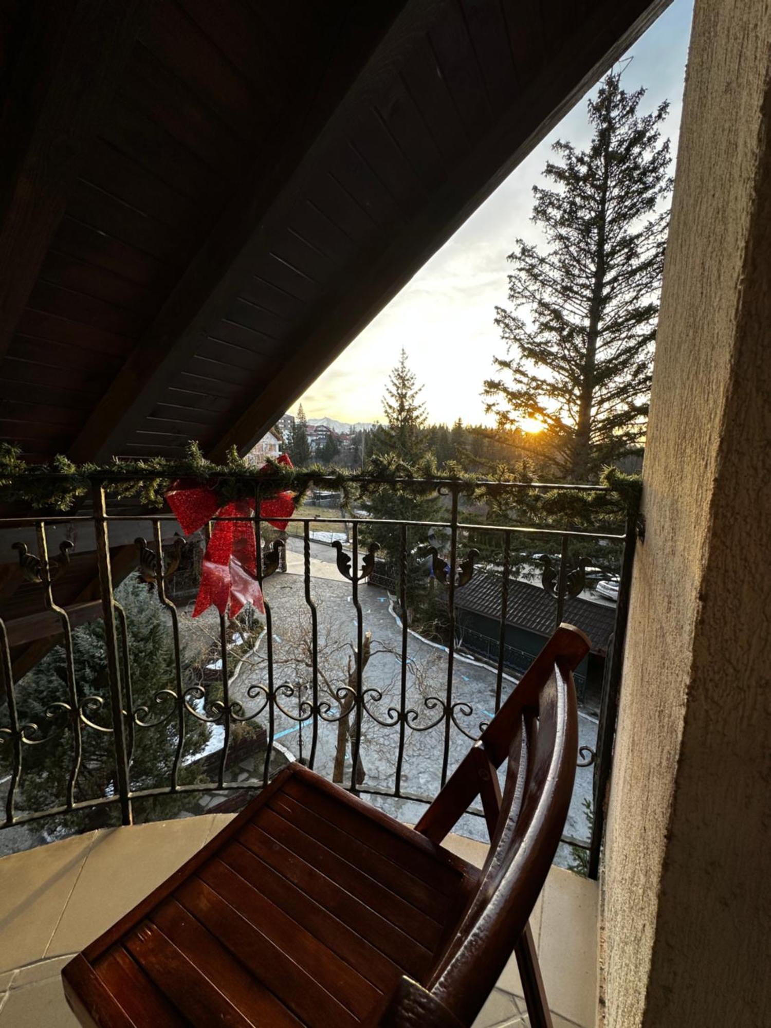 Pensiunea Crocus - Sauna & Billiard Poiana Brasov Esterno foto
