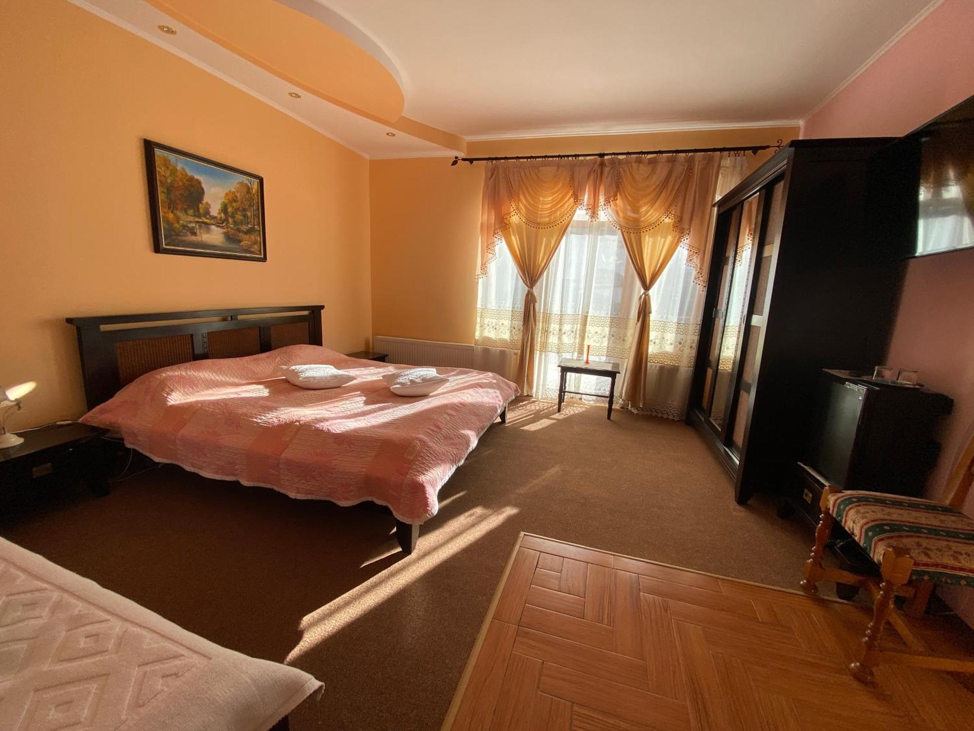 Pensiunea Crocus - Sauna & Billiard Poiana Brasov Esterno foto
